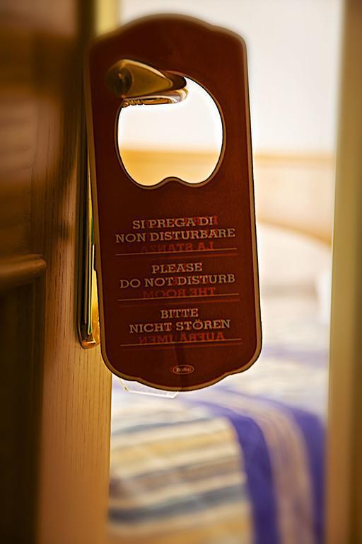 Albergo Ristorante Iris Auronzo di Cadore Bagian luar foto