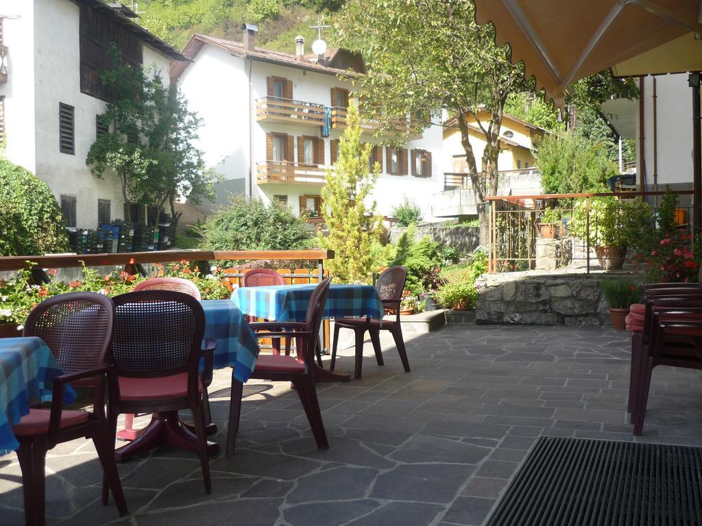 Albergo Ristorante Iris Auronzo di Cadore Bagian luar foto